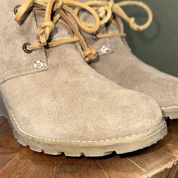 SPERRY Top-Sider Women's Stella Prow Ankle Bootie - Picture 4 of 16